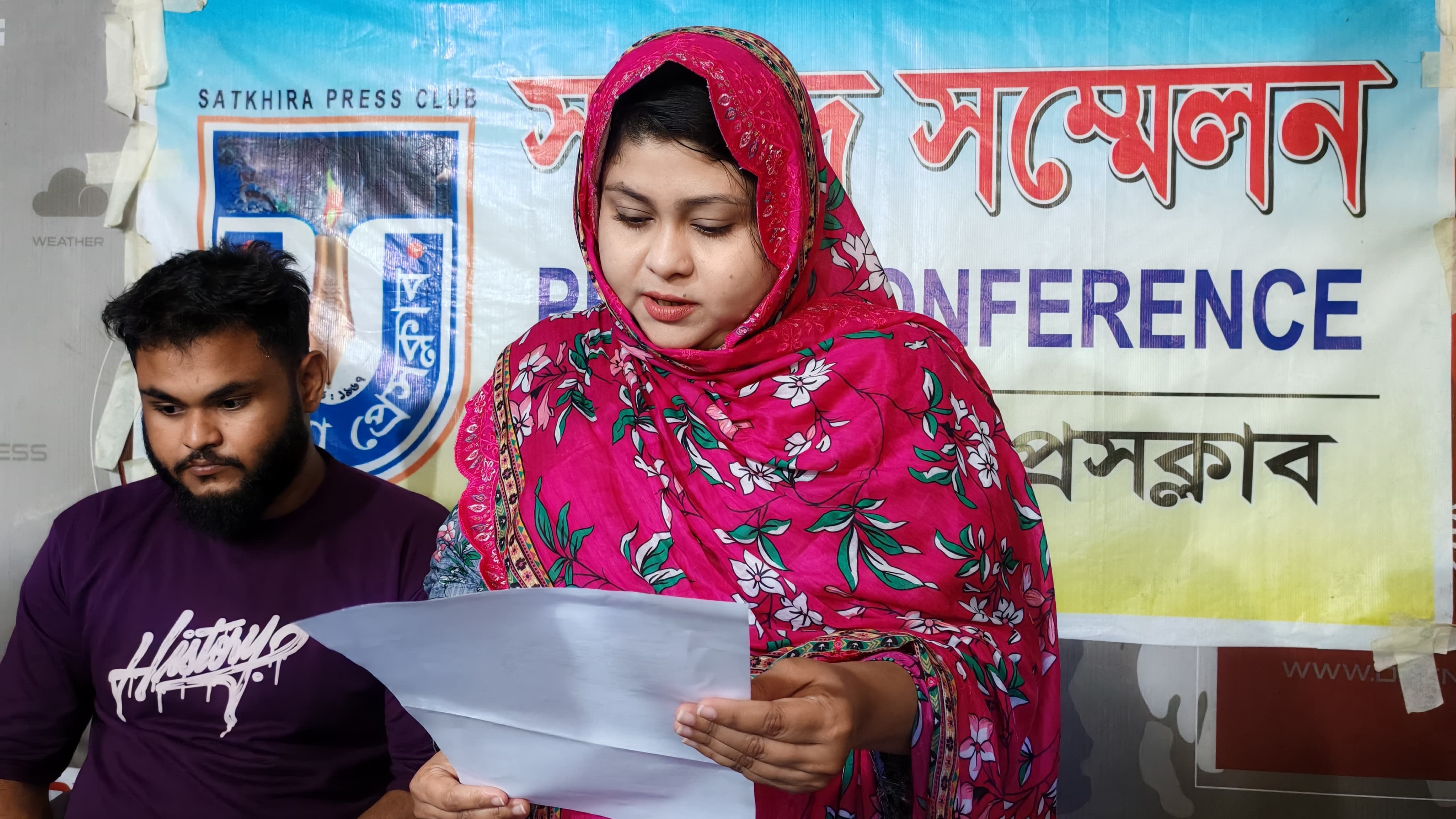 আদালতের নিষেধাজ্ঞার মধ্যেই চিংড়ি ঘেরে হামলা, লুট ১০ লাখ টাকার মাছ